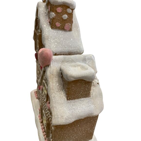 Cupcakes & Cashmere Light Up Gingerbread House Pink Heart Holiday Decor New - Picture 13 of 16